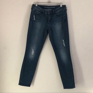 Articles of Society Jeans Distressed Size 28
